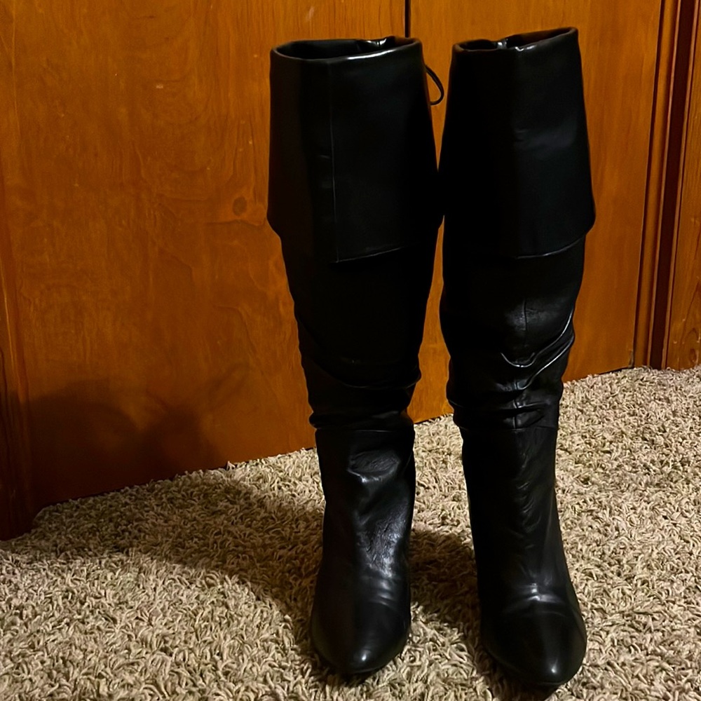 Black Leather Guess Heel Boots